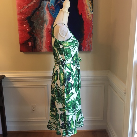 Sz.M LUXOLOGY Palm Leaf Tropical Print Dress NWT - Picture 7 of 8